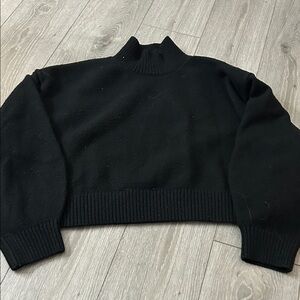 H&M Cropped Black Turtleneck Sweater